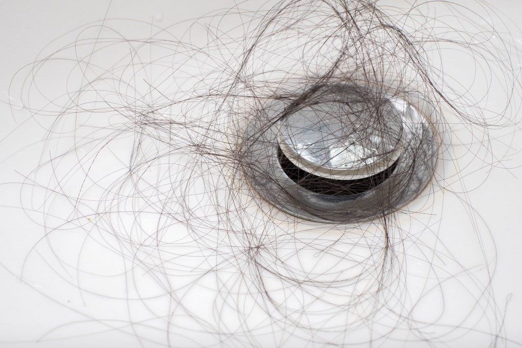 Latest science shows Silica-rich water combats hair loss